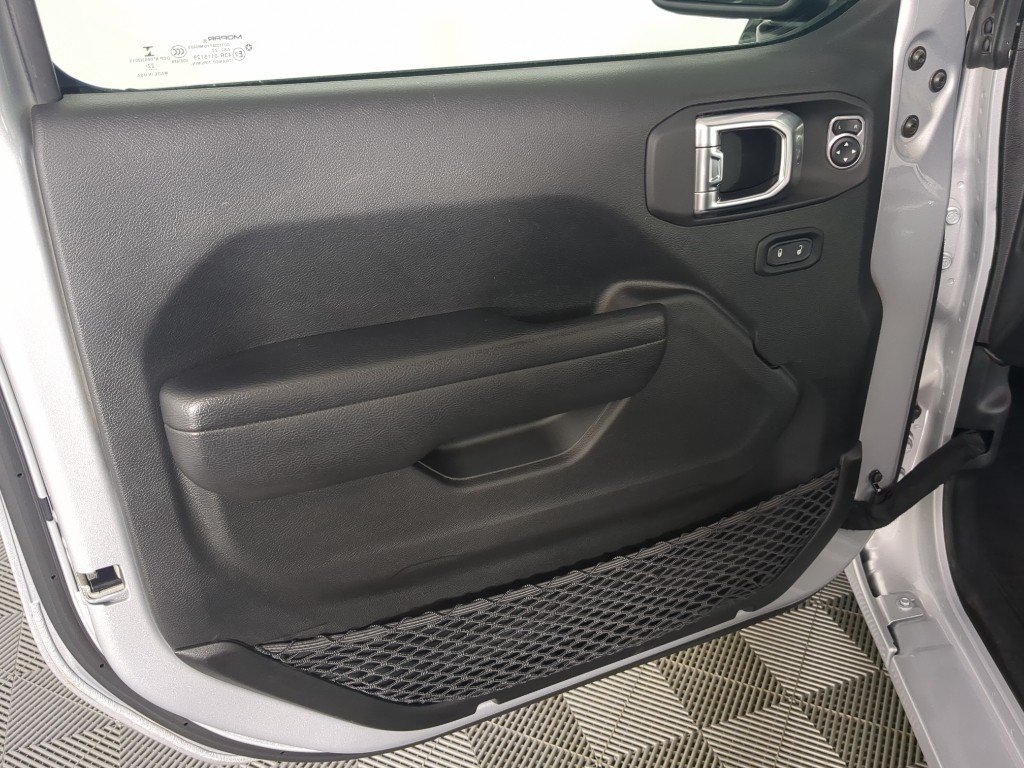 2023 Jeep Wrangler 2-Door Sport S - Photo 11
