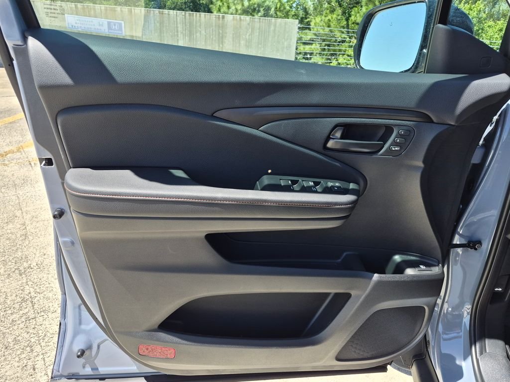 New 2026 Sonic Gray Pearl Honda TrailSport image 16