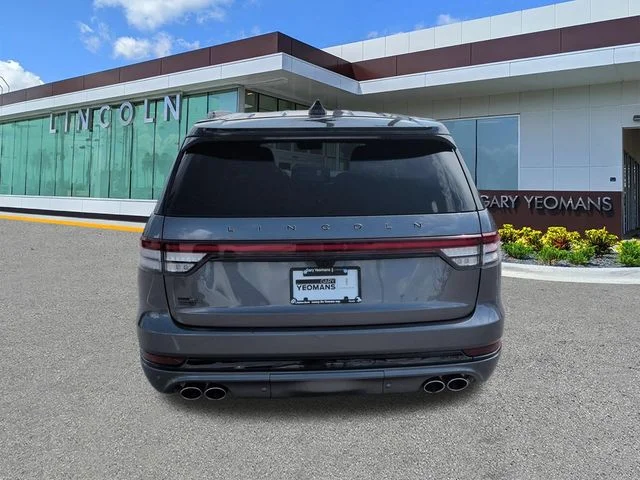 Certified Used 2025 Gray Metallic Lincoln Black Label image 5