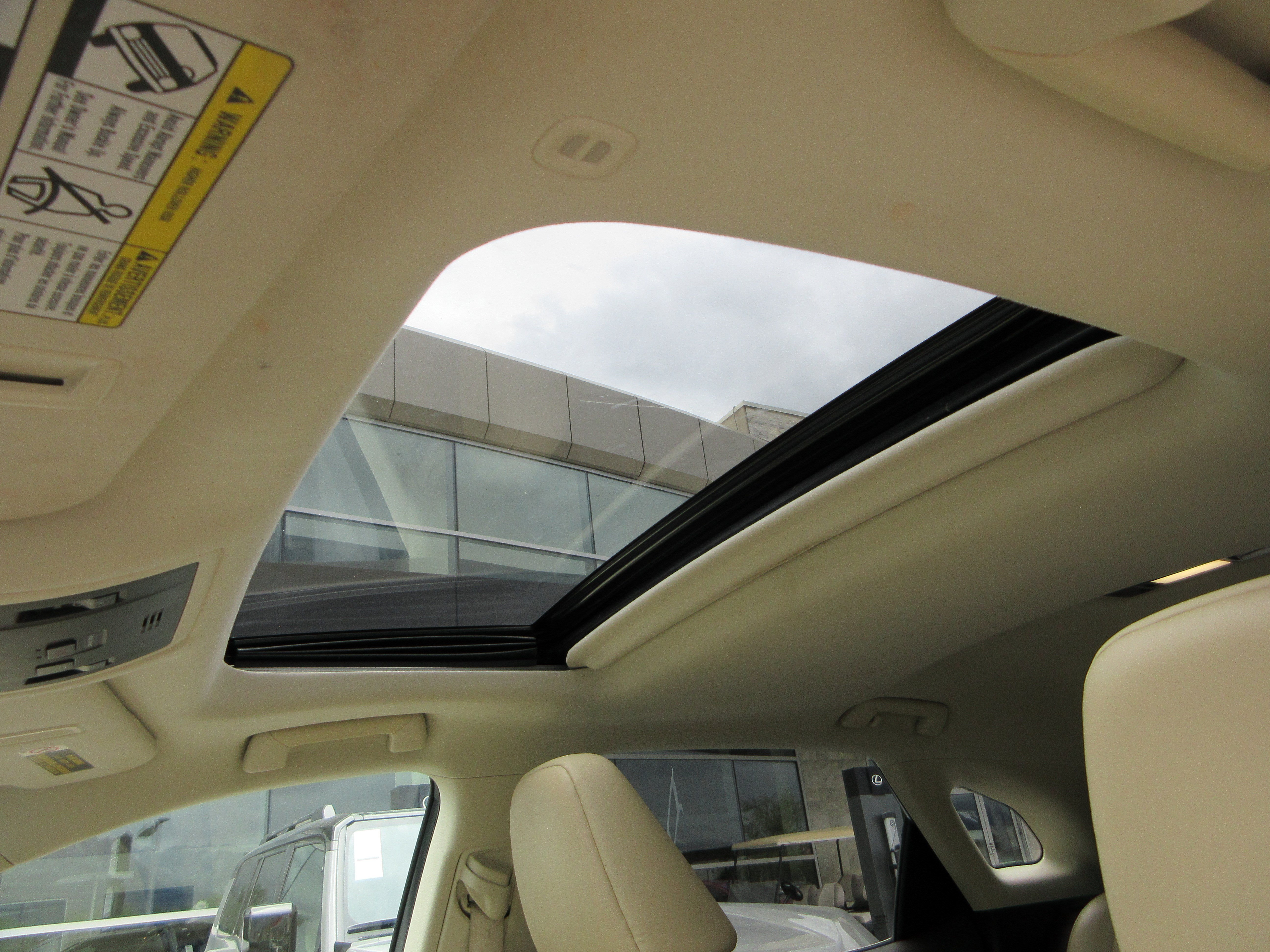 Used 2016 Nebula Gray Pearl Lexus 450h image 17