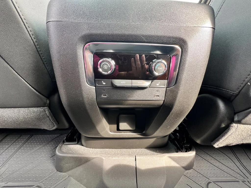 2026 Chevrolet Tahoe Premier - Photo 32