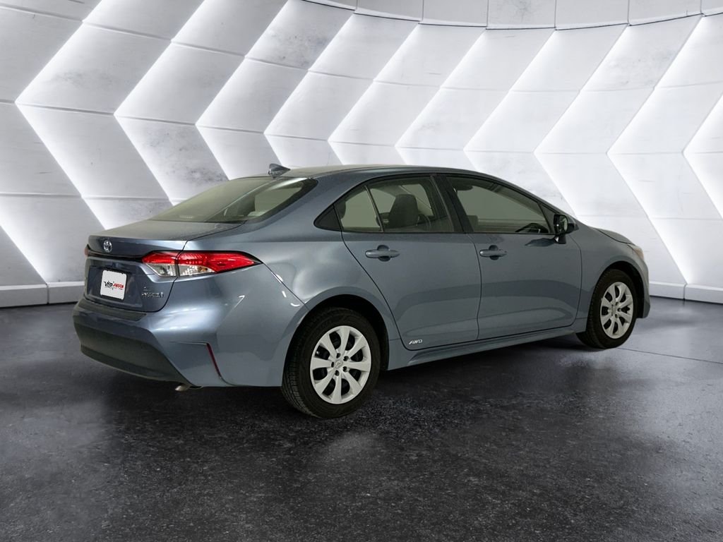 Used 2023 Blue Toyota LE image 4