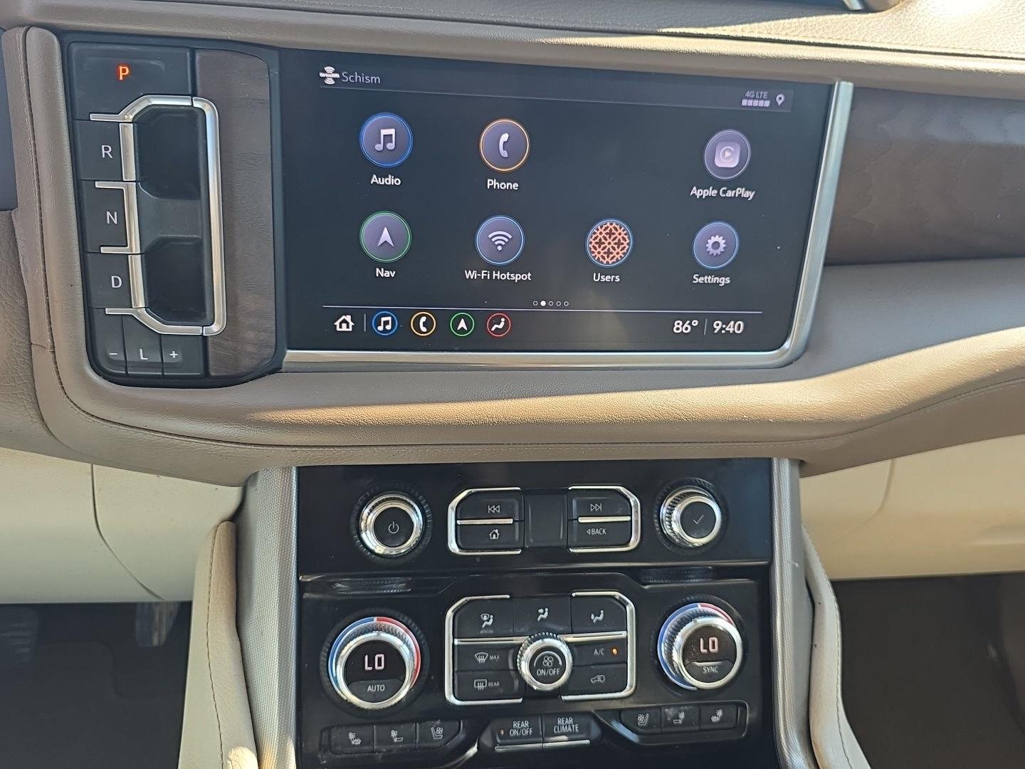 Used 2021 White Frost Tricoat GMC Denali image 17