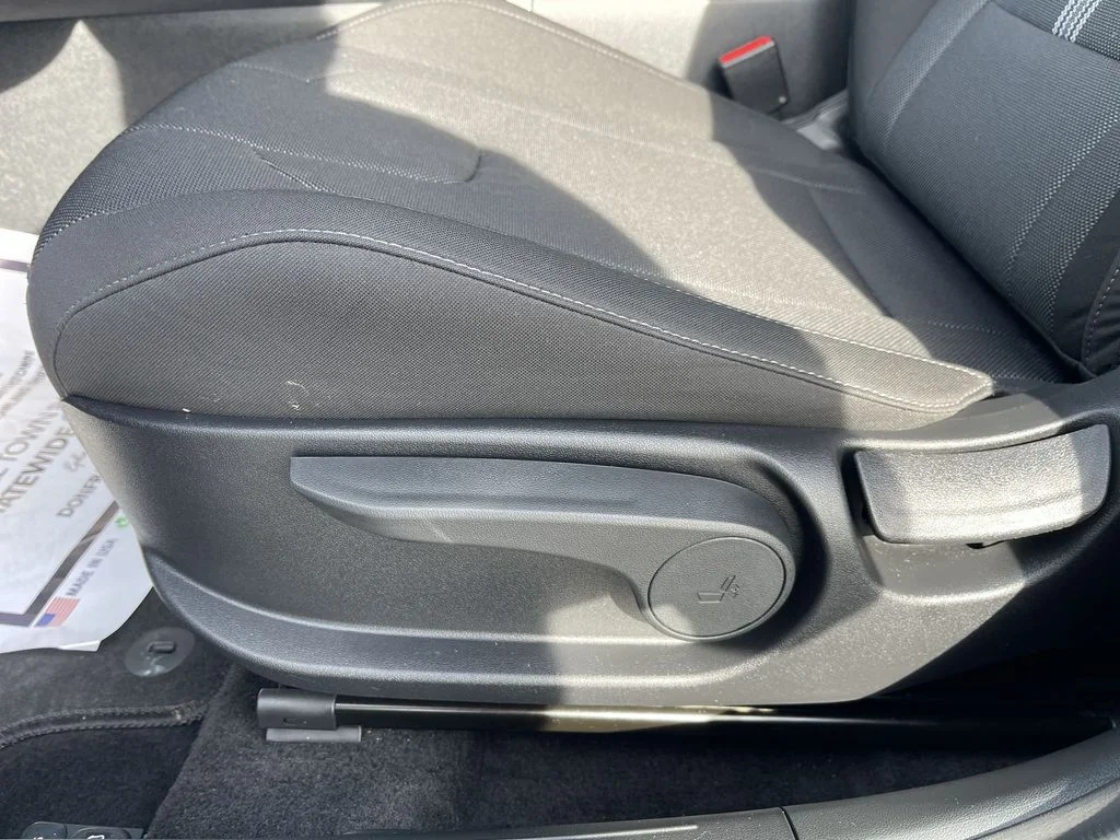Used 2026 Black Hyundai SE image 16