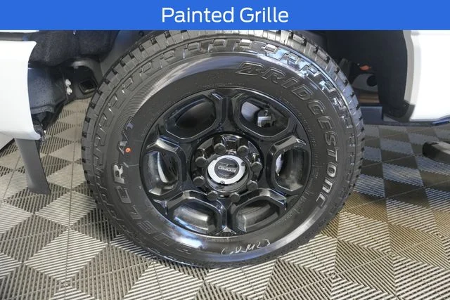 New 2026 Avalanche Ford F-350® XL image 15