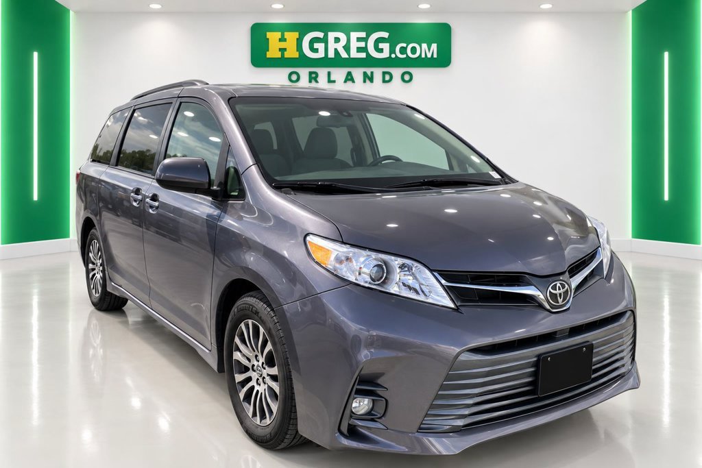 Used 2019 Predawn Gray Mica Toyota XLE image 3