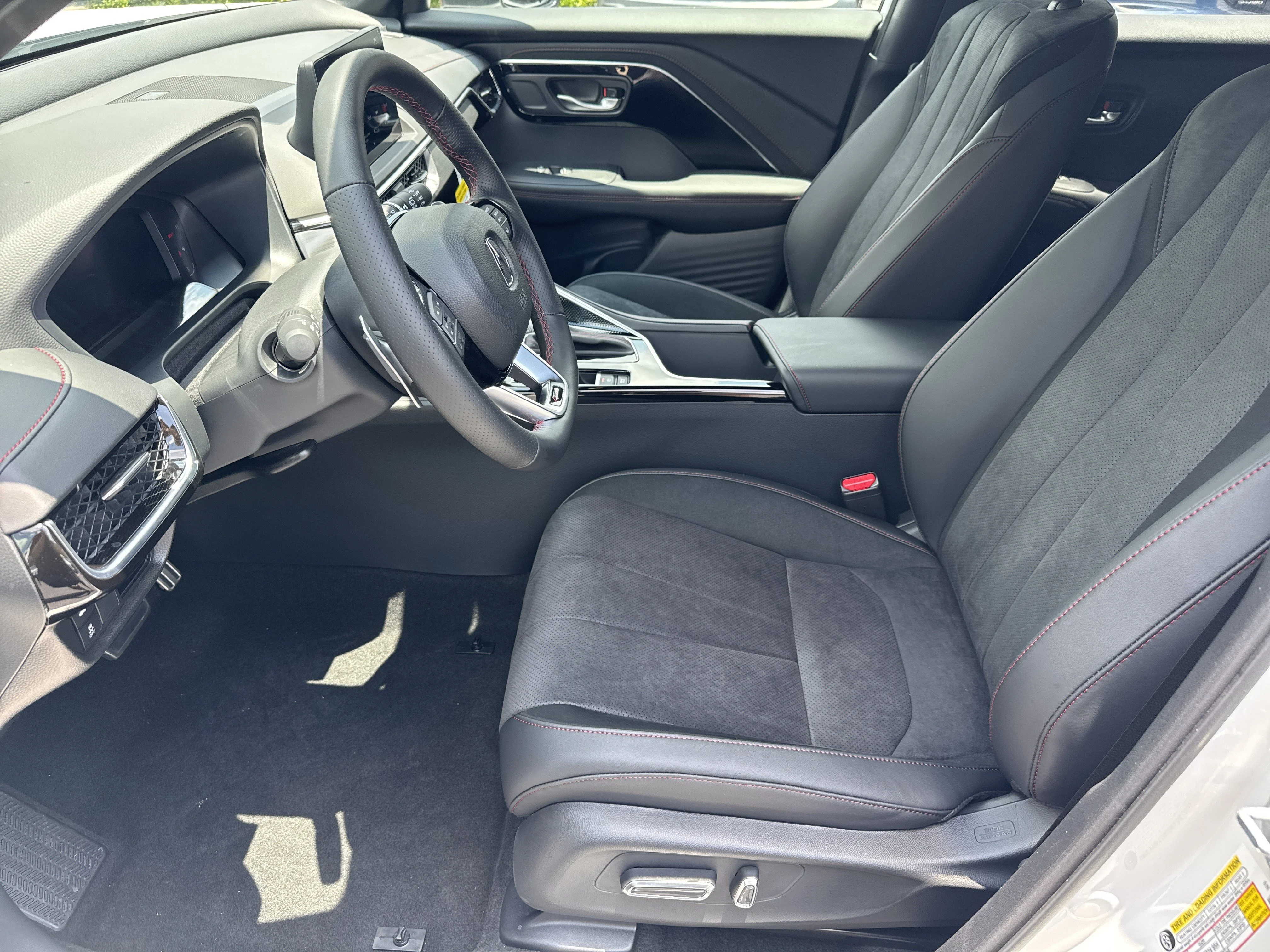 New 2026 Platinum White Pearl Acura w/A-Spec Package image 9