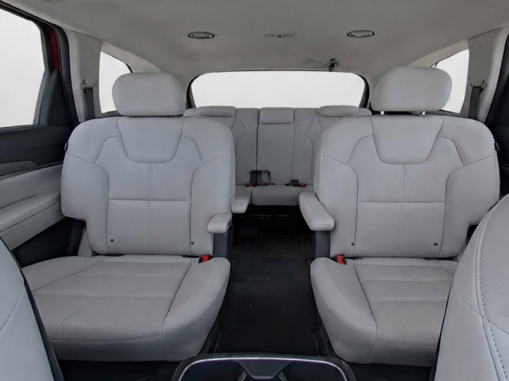 Used 2023 Red Kia EX image 22