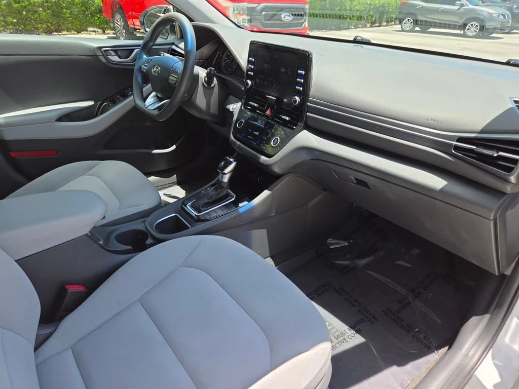 Used 2021 Ceramic White Hyundai Blue image 14