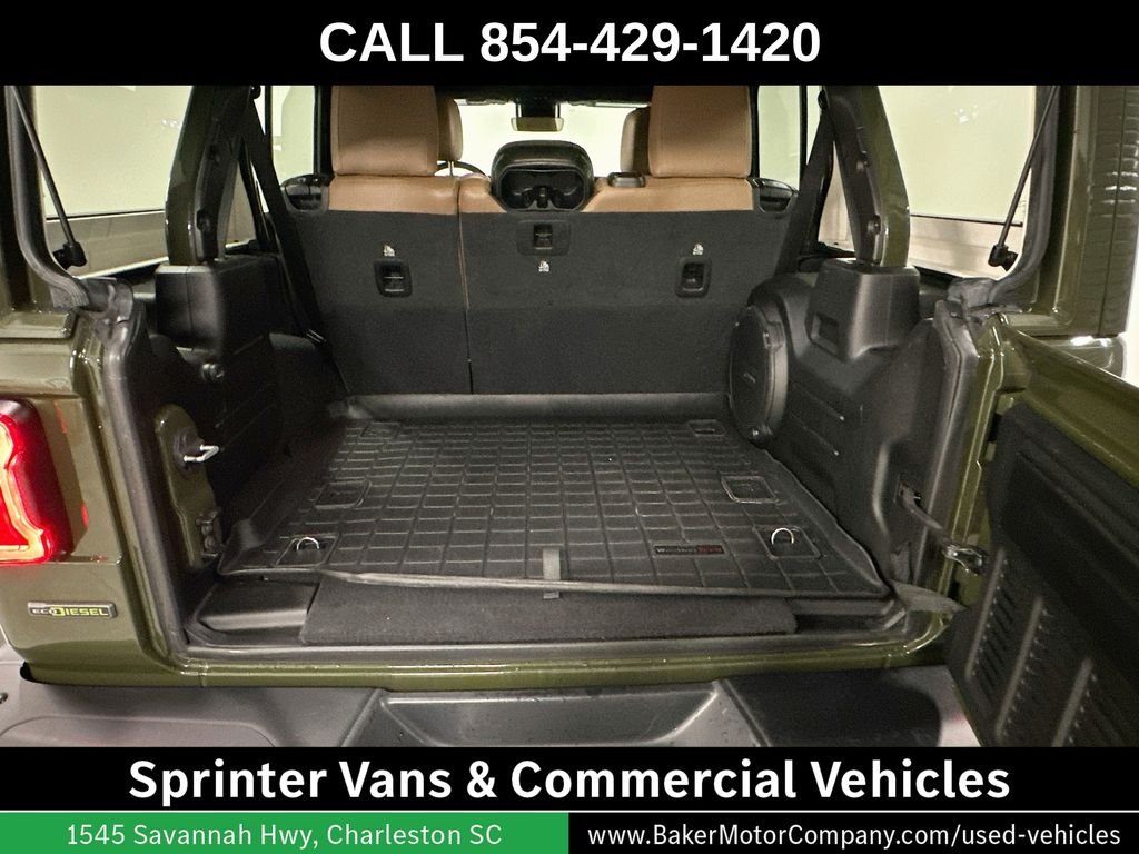 Used 2021 Green Clearcoat Jeep Unlimited Rubicon image 26