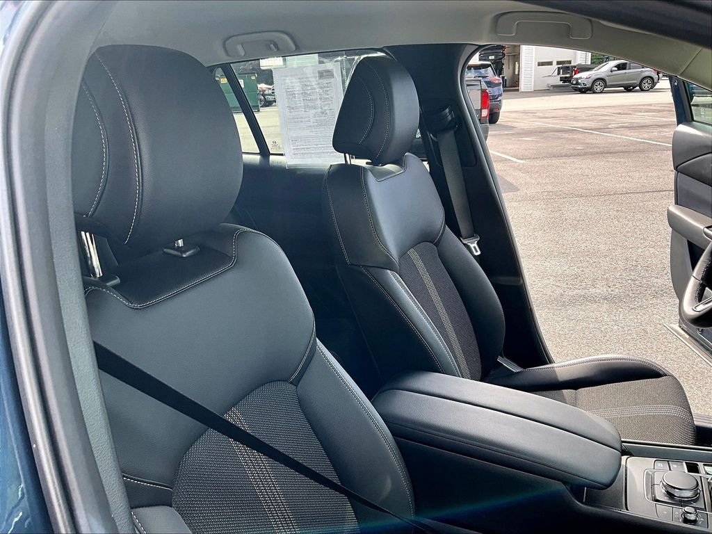 Used 2025 Ingot Blue Metallic Mazda 2.5 S Select Package AWD image 11