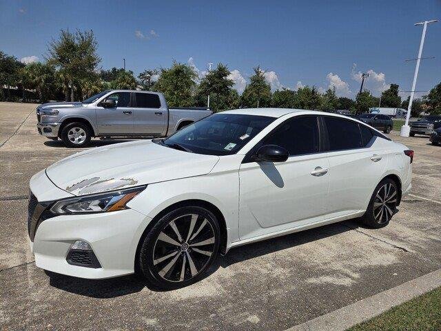 Used 2020 Pearl White Tricoat Nissan 2.5 SR image 1