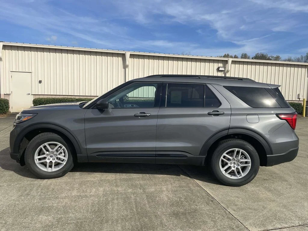 New 2026 Gray Ford Active image 6