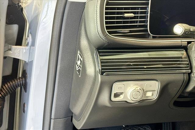 New 2026 MANUFAKTUR Alpine Grey Mercedes-Benz GLS 450 image 40