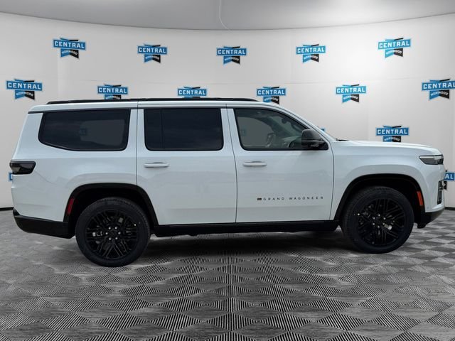 New 2026 Bright White Clear-Coat Exterior Paint Jeep Limited Reserve image 6