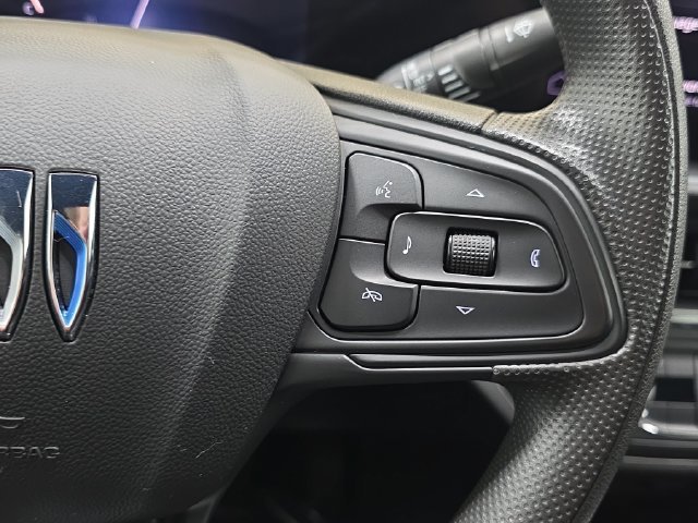 Used 2026 White Buick Preferred image 17