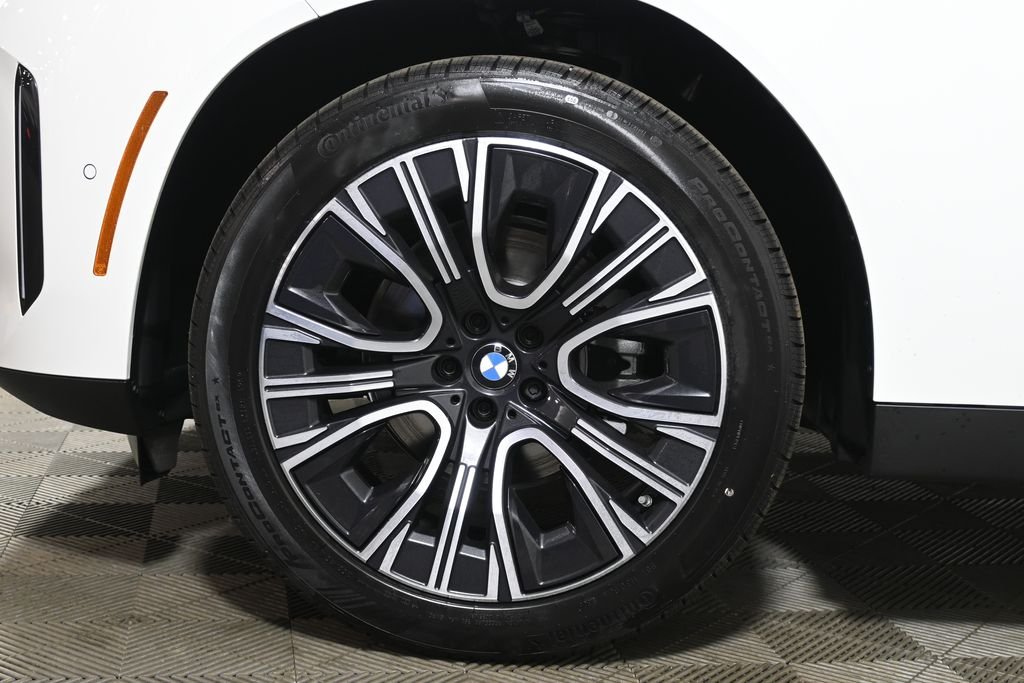 Used 2026 Alpine White BMW 30 xDrive image 12