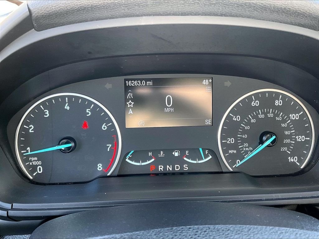 Used 2022 Silver Ford SE image 26