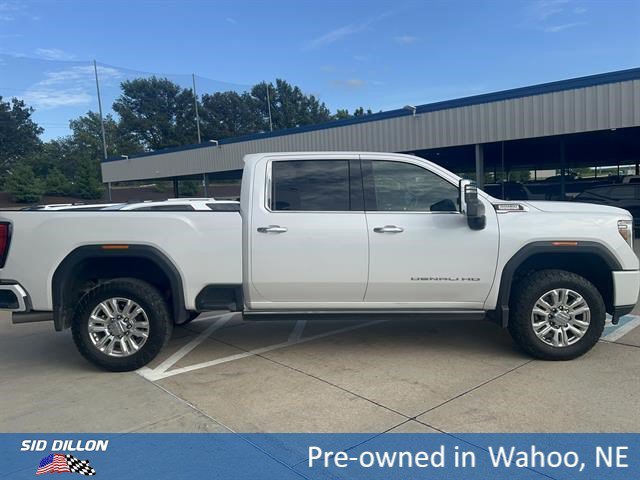 Used 2021 White Frost Tricoat GMC Denali image 7