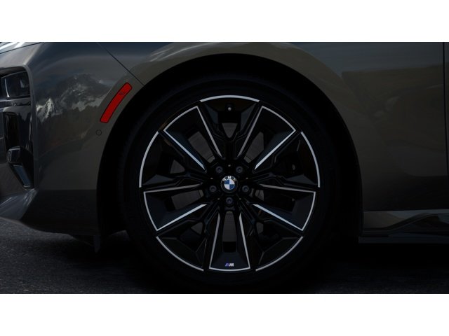 New 2026 Dravit Grey Metallic BMW eDrive50 image 7