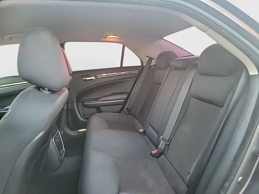 Used 2018 Gray Chrysler Touring image 11