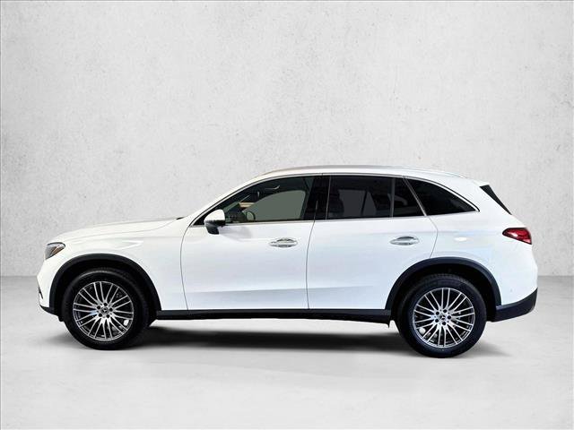 New 2026 Polar White Mercedes-Benz GLC 300 image 38