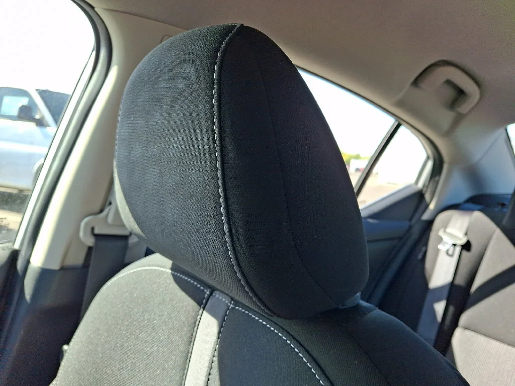 Used 2021 Silver Nissan SV image 18