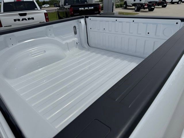 New 2026 Bright White Clear-Coat Exterior Paint RAM Laramie image 32