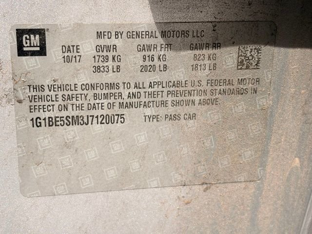 Used 2018 Silver Chevrolet LT image 17