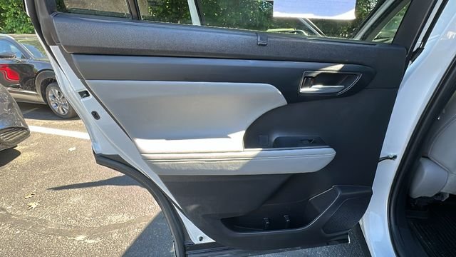 Used 2023 Beige Toyota XLE image 34