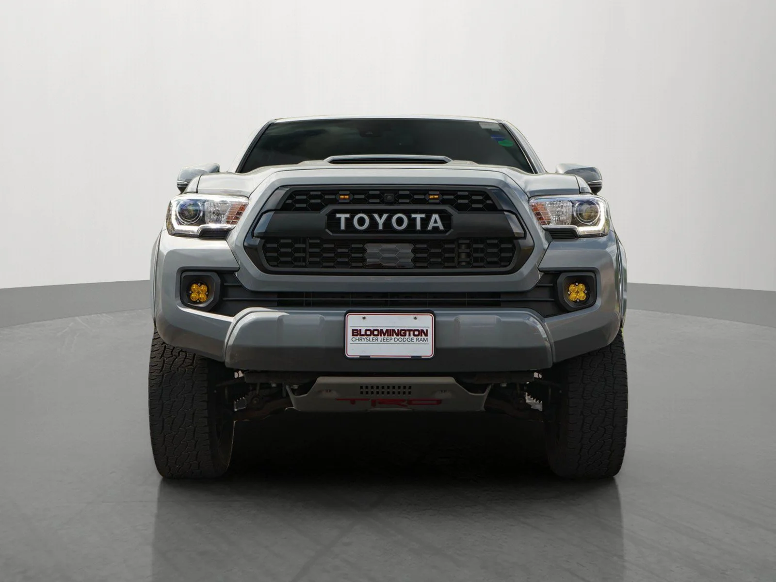 Used 2021 Toyota Tacoma TRD Sport with VIN 3TMCZ5ANXMM394555 for sale in Minneapolis, Minnesota