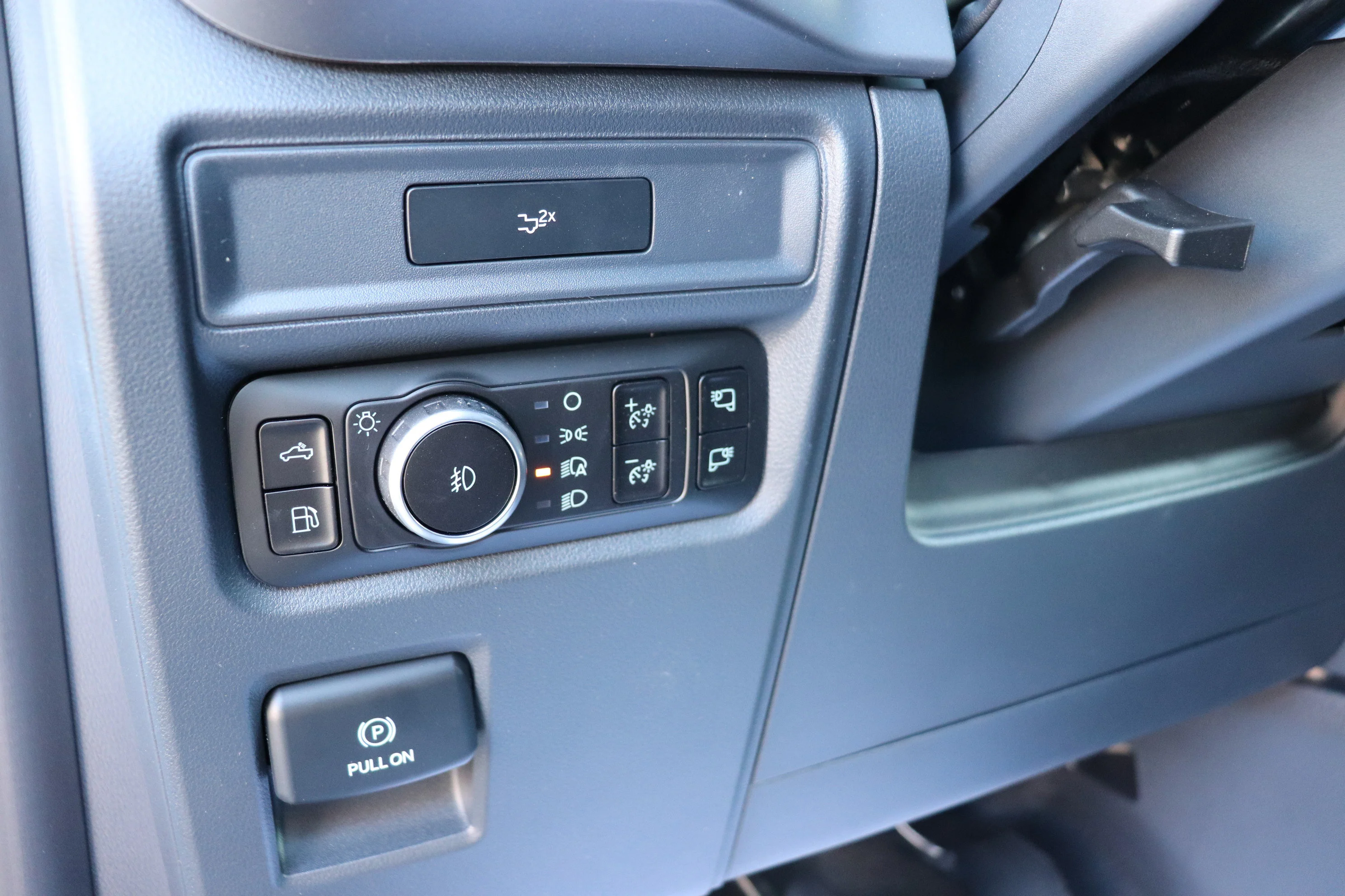 New 2026 OXFORD WHITE Ford XLT image 11