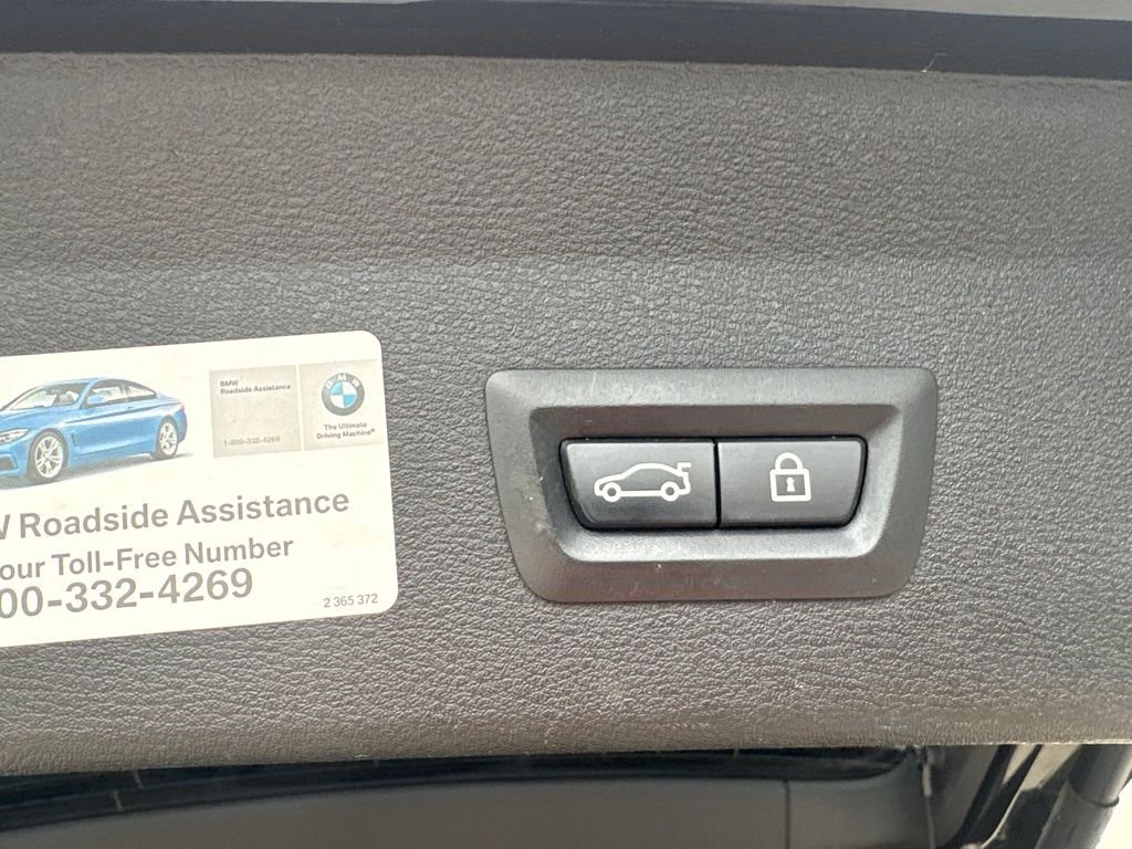 Used 2016 Jet Black BMW xDrive28i image 39