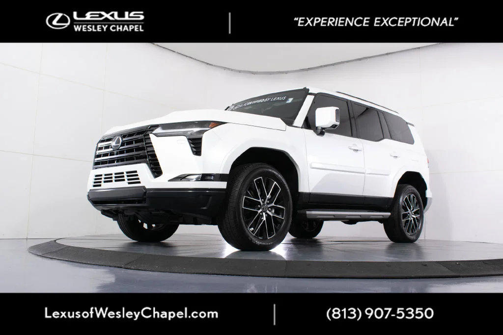 Used 2026 White Lexus 550 Premium+ image 8