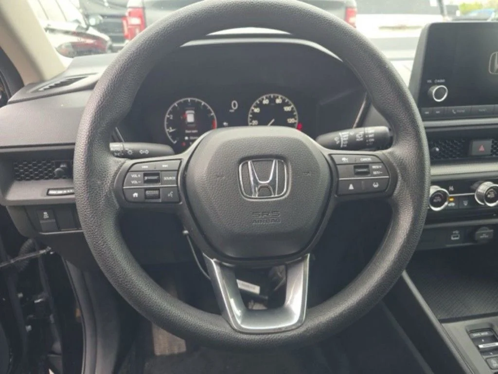 Used 2025  Honda LX image 13