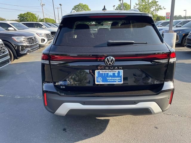 New 2026 Black Volkswagen 2.0T SE image 5