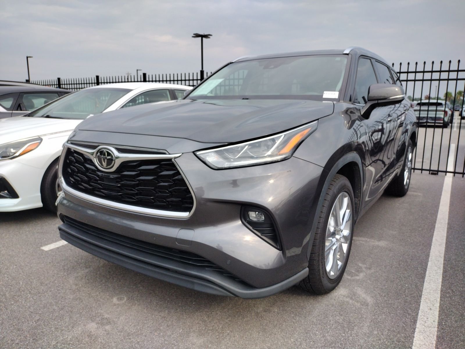 Used 2022 Gray Toyota Limited image 3