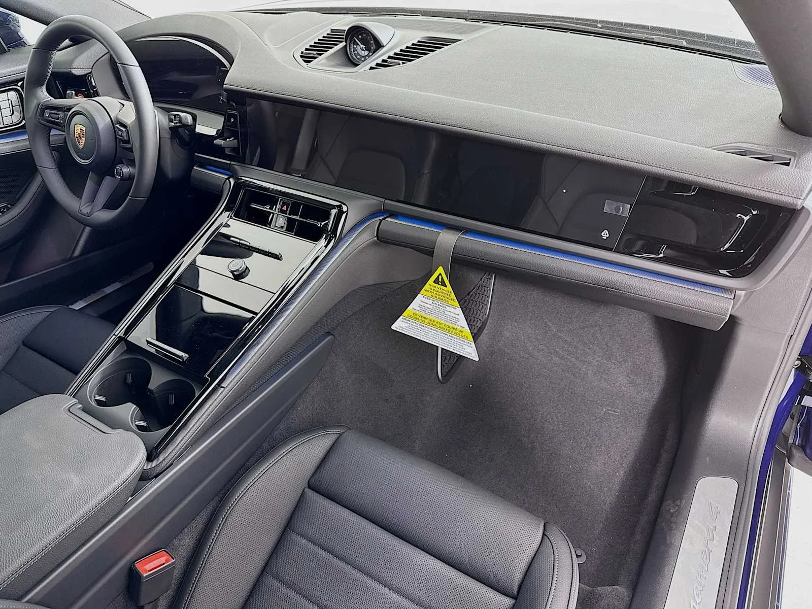 2026 Porsche Panamera 4 E-Hybrid - Photo 31