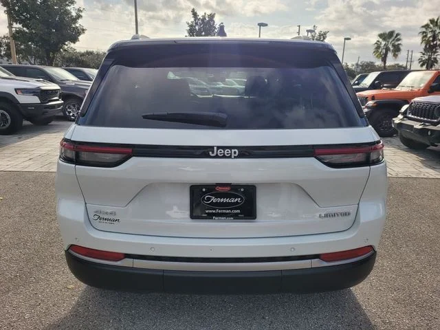 New 2026 Bright White Clear-Coat Exterior Paint Jeep Limited image 12
