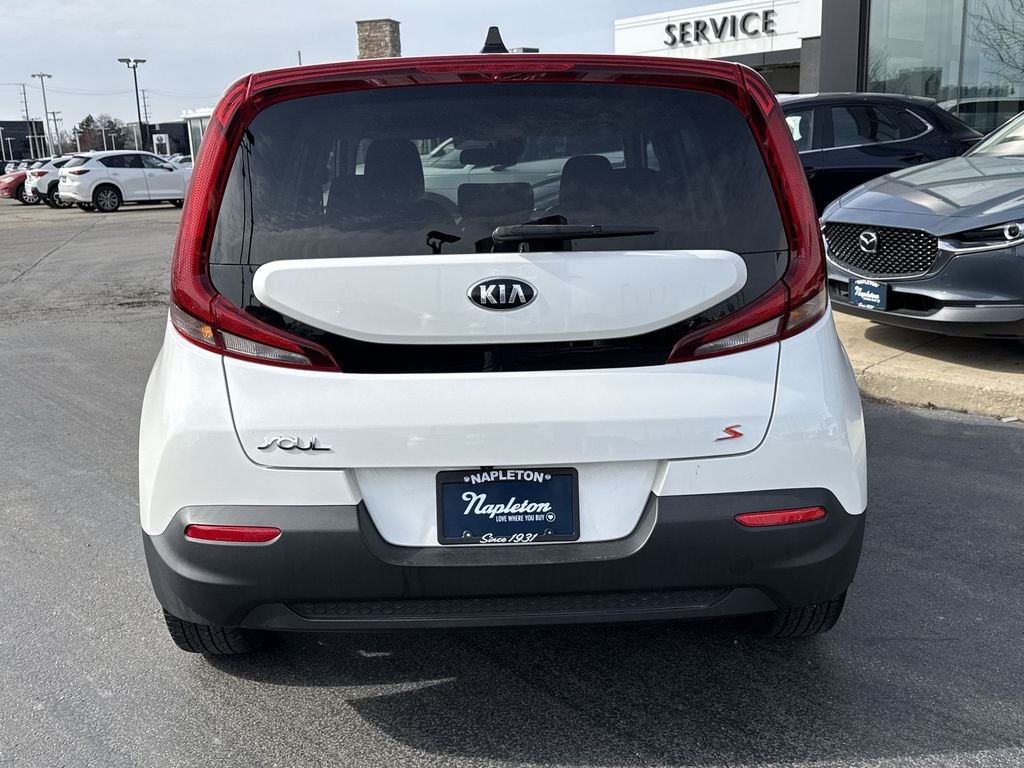 Used 2020 Kia Soul S with VIN KNDJ23AUXL7721679 for sale in Countryside, IL
