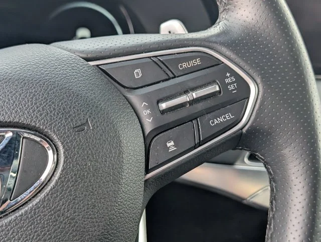 Used 2020 Black Hyundai Limited image 18