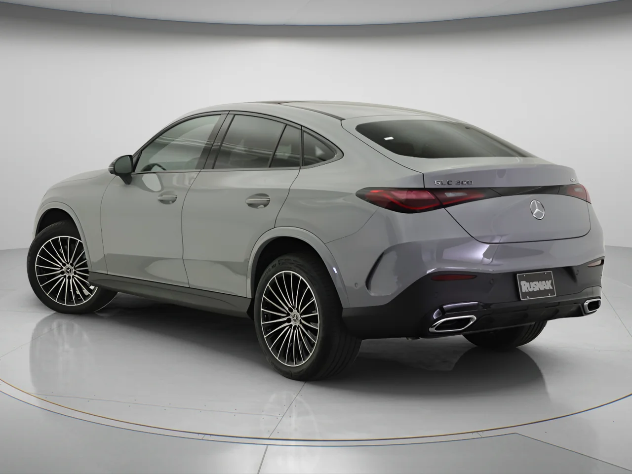 New 2027 MANUFAKTUR Alpine Grey Mercedes-Benz 300 Coupe 4MATIC® image 2