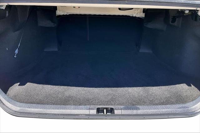 Certified Used 2023 WIND CHILL PEARL* Toyota  image 31