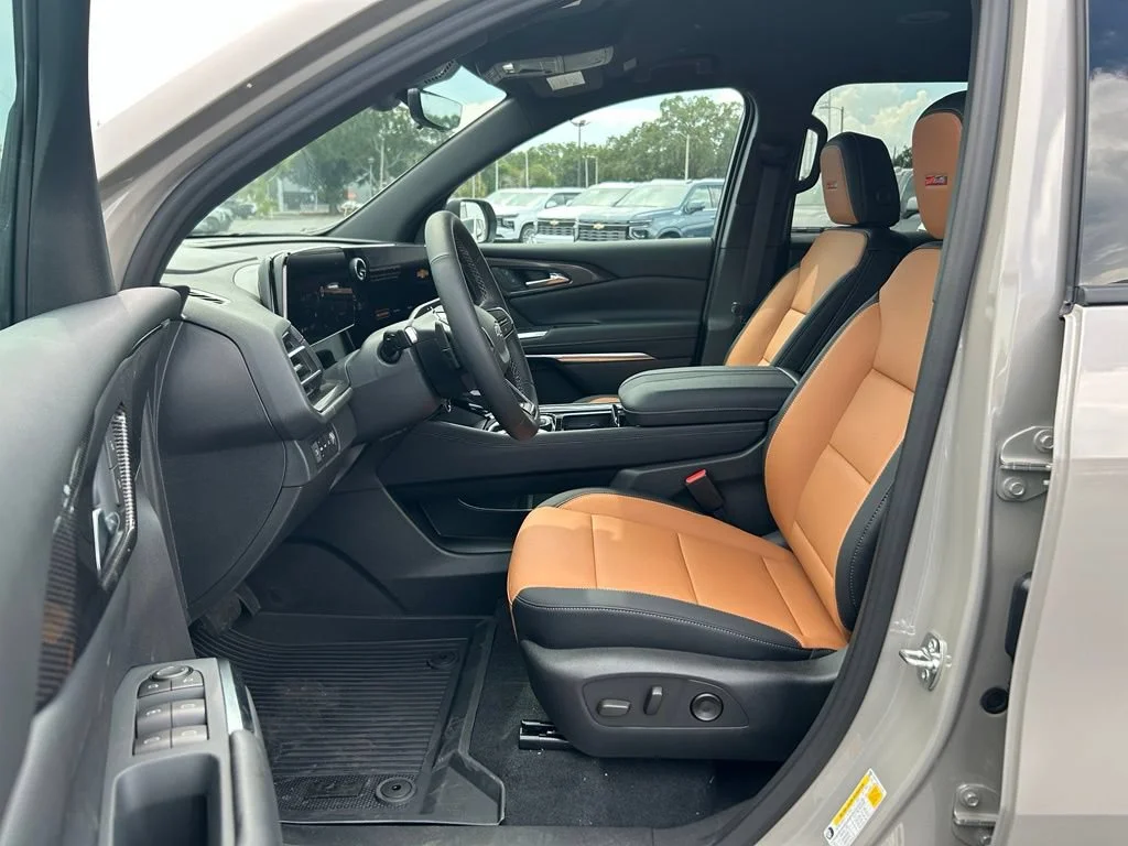 2027 Chevrolet Traverse Z71 - Photo 16