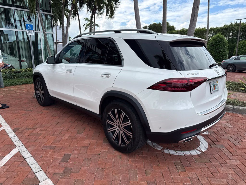 Certified Used 2024 White Mercedes-Benz GLE 350 image 7