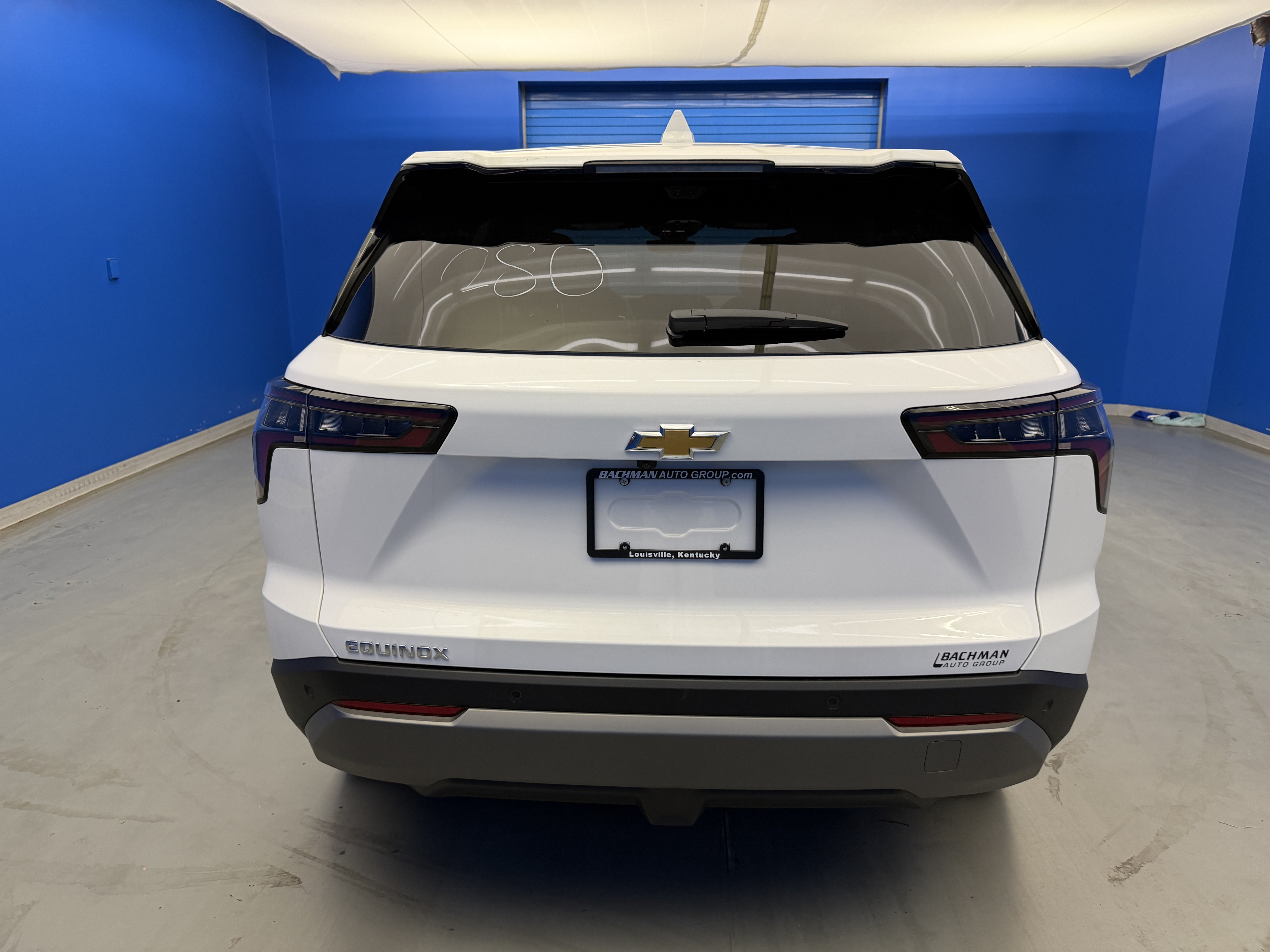 2027 Chevrolet Equinox LT - Photo 6