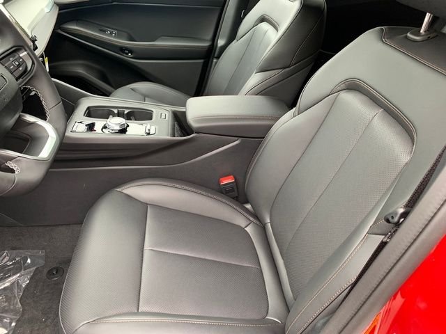 New 2026 Red Hot Pearl-Coat Exterior Paint Jeep Limited image 11