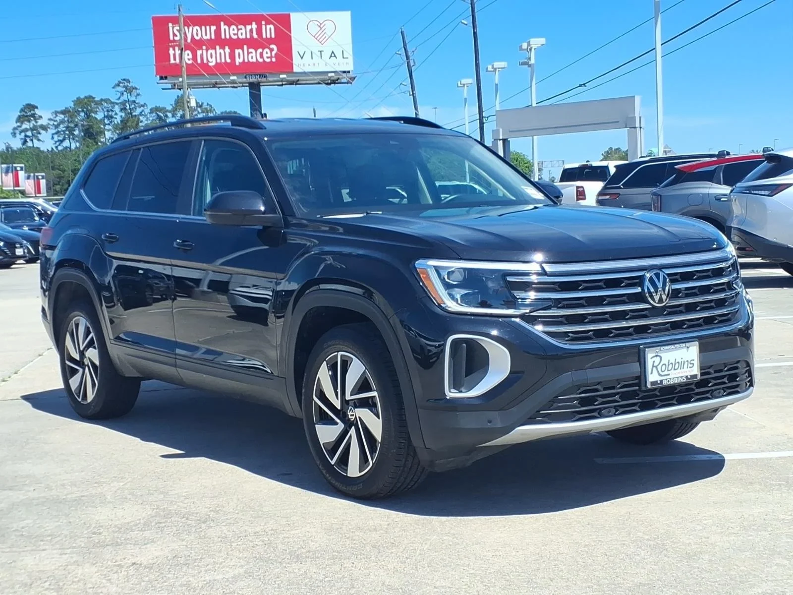 2025 Volkswagen Atlas 2.0T SE w/Technology - 2
