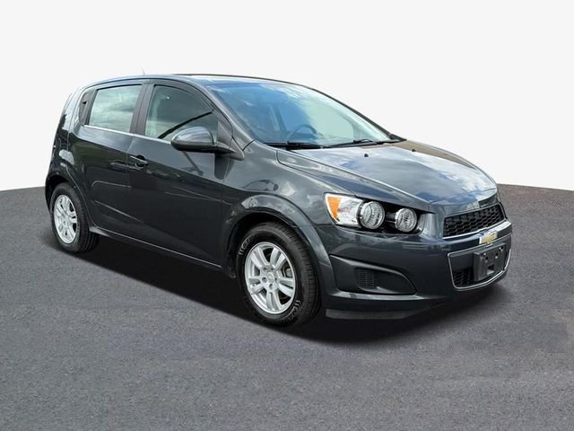 Used 2015 Gray Chevrolet LT image 4