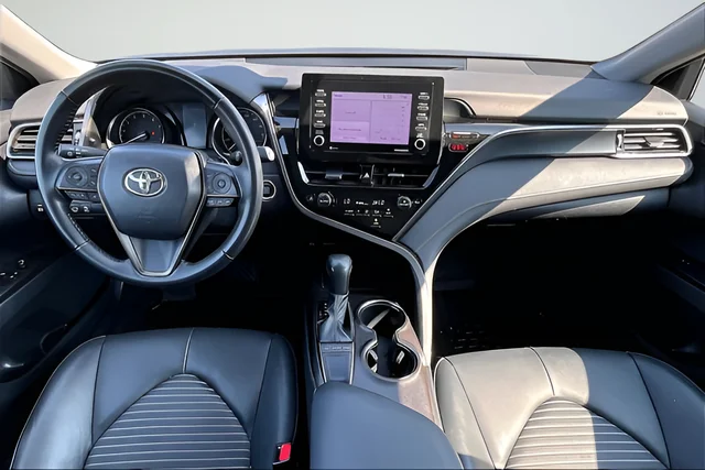 Used 2024 Predawn Gray Mica Toyota SE image 7
